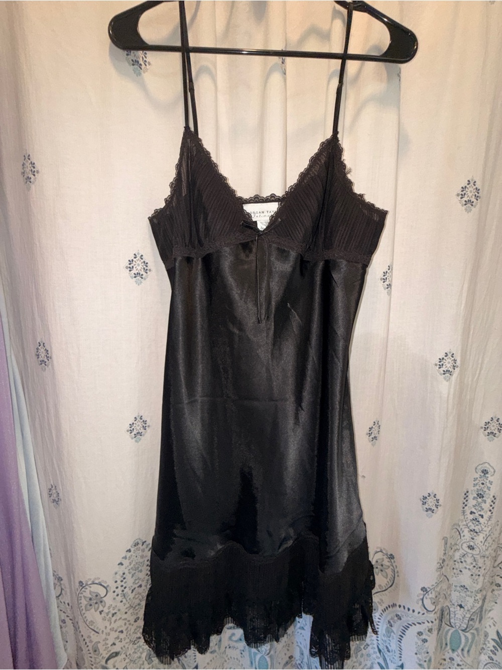 Y2K Vintage Morgan Taylor Black Satin Accordion Pleat Lace Hem Slip Dress Large